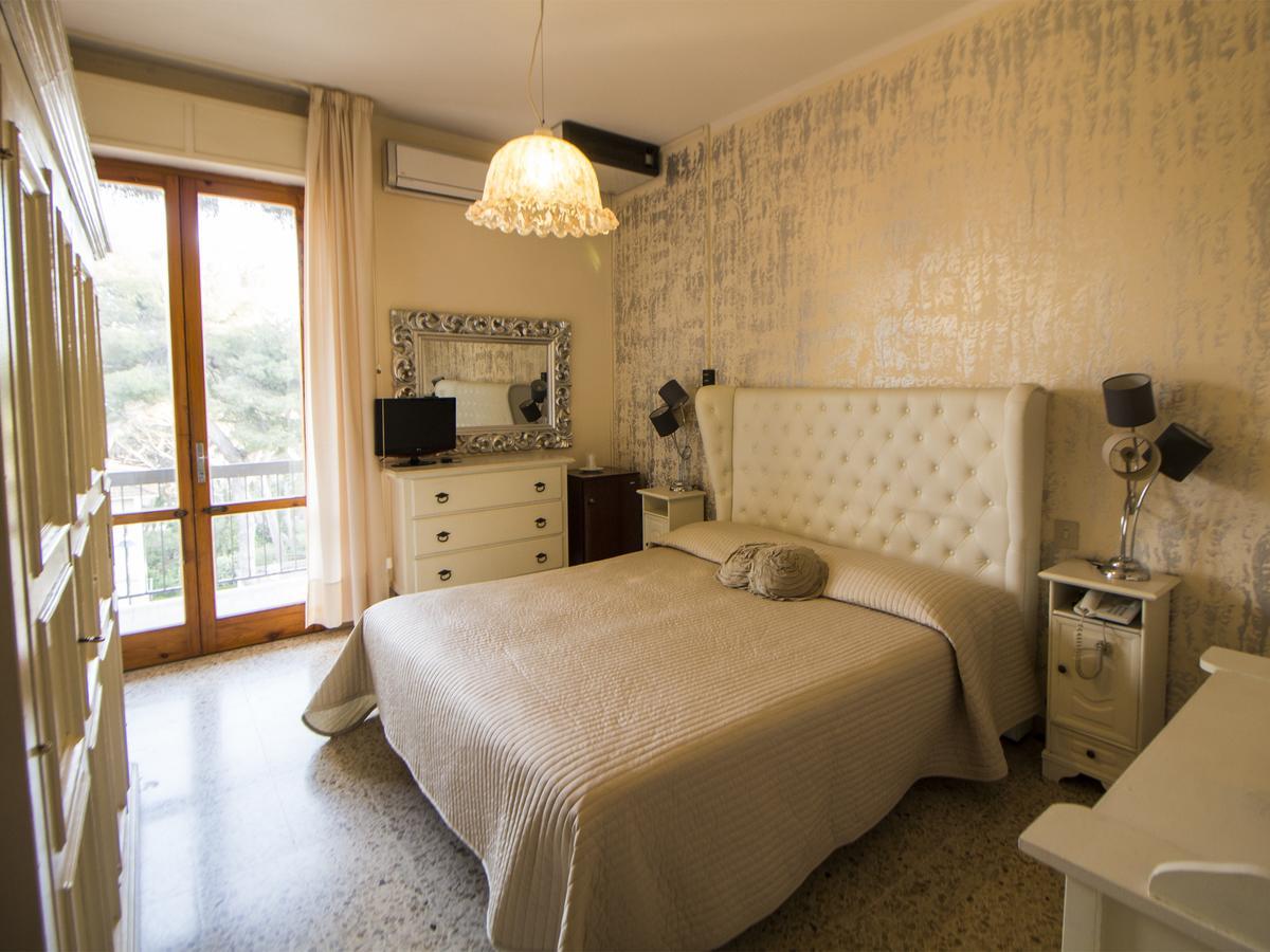 Hotel Atlantico กัสตีลยอนเชลโล ภายนอก รูปภาพ